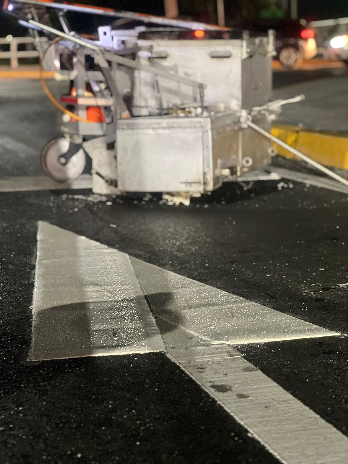 Aplicación de pintura termoplastica